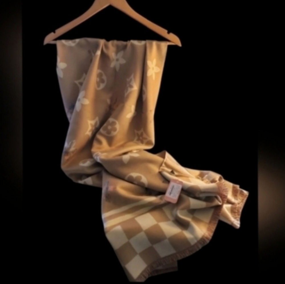 Tan and Cream Reversible Blanket Scarf